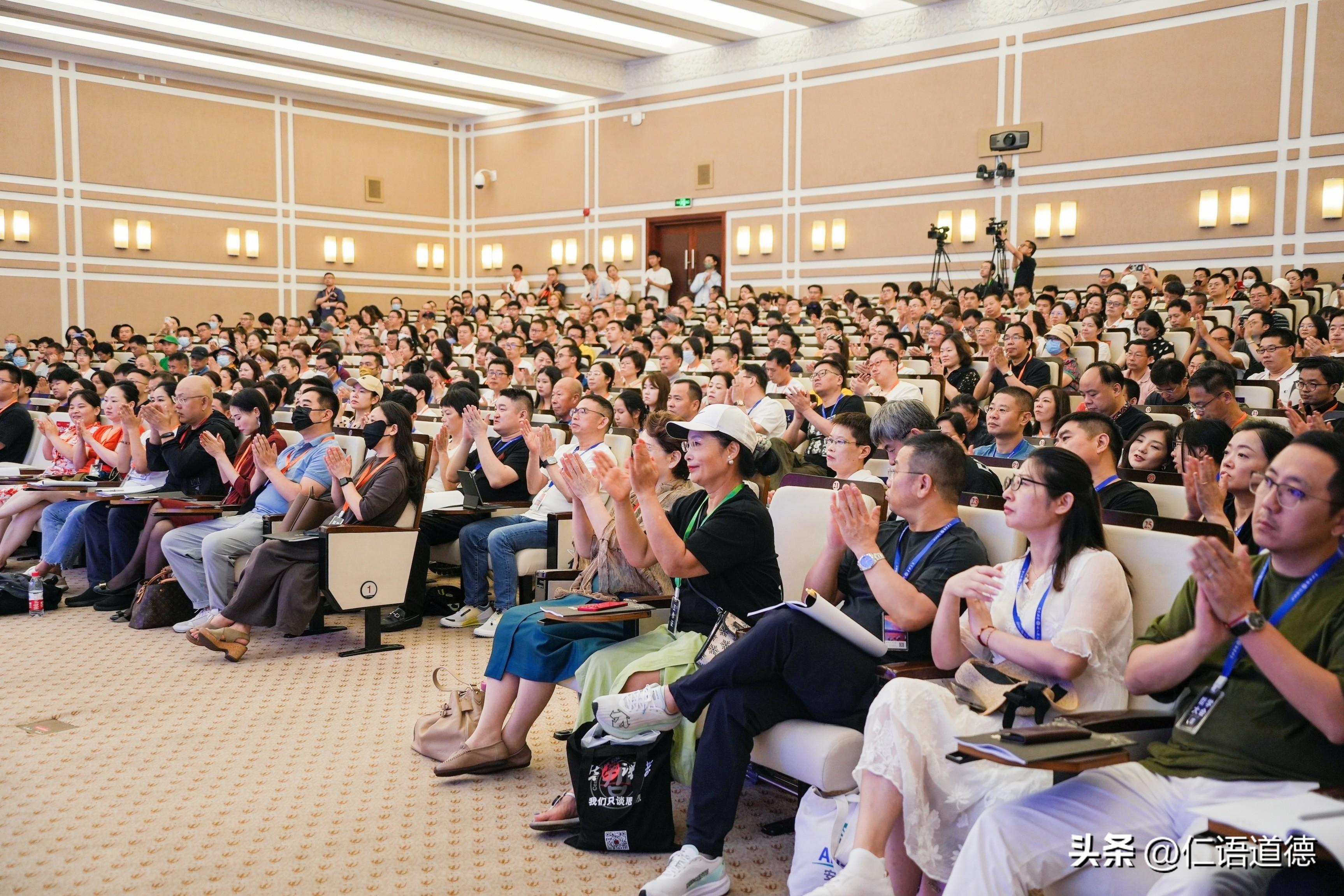 全球新闻聚焦，2023年1月16日新闻摘抄，全球新闻聚焦，每日新闻摘要（2023年1月16日）