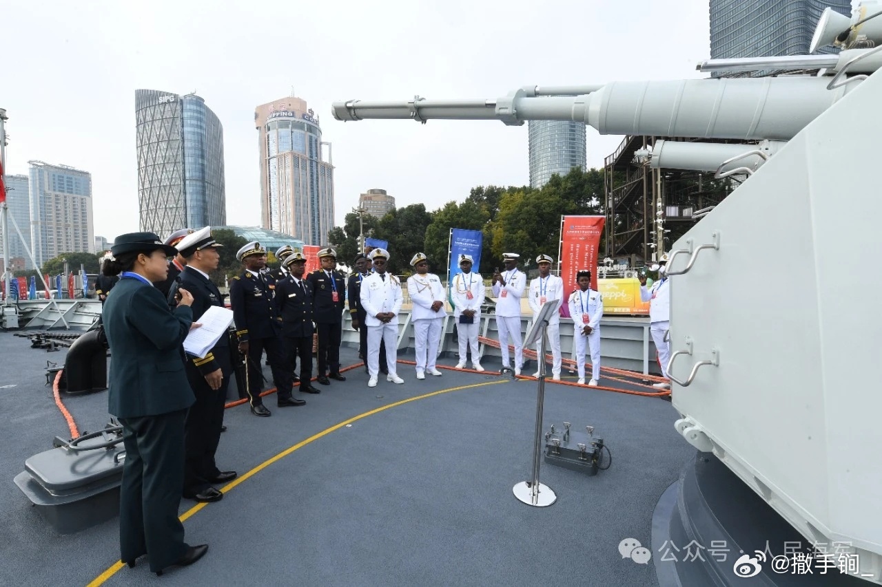 揭秘中国海军新利器，611六安舰，揭秘中国海军新利器，611六安舰首度曝光