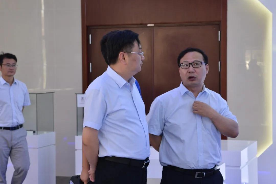 长航时固定翼无人机的技术革新与应用前景，长航时固定翼无人机技术革新及应用前景展望