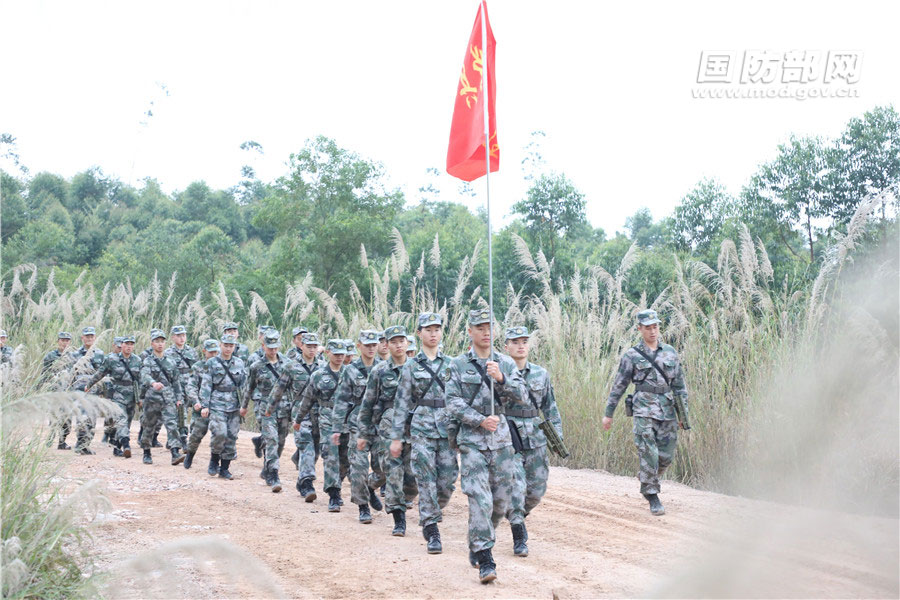 内蒙古陆军训练基地，培养精英的摇篮，内蒙古陆军训练基地，精英摇篮的诞生地