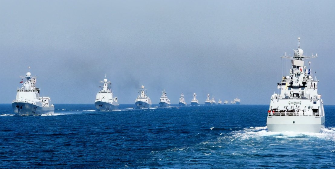 海军阅兵图片大全，欣赏壮丽瞬间，领略海上力量风采，海军阅兵壮丽瞬间，海上力量风采展示图片大全