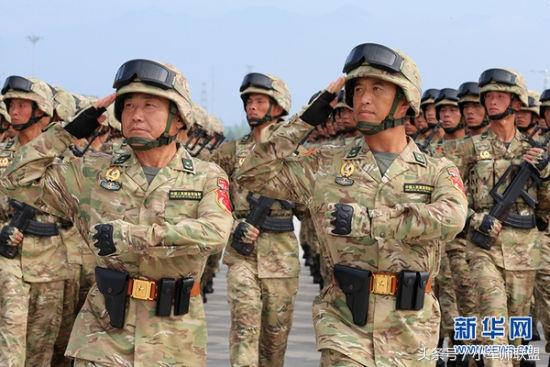 解放军迷彩服种类概览，解放军迷彩服种类概览与特点解析