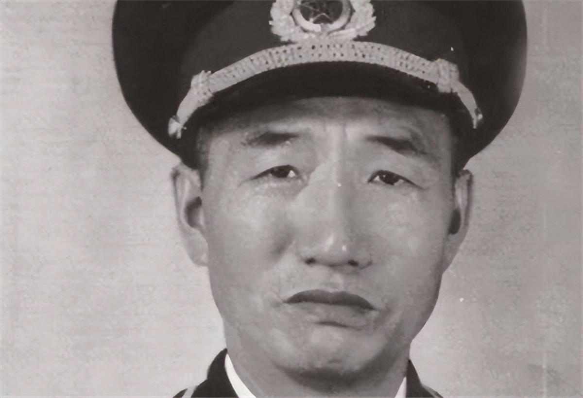 开国少将相当于什么级别，历史地位与荣誉的象征，开国少将级别、历史地位与荣誉的象征解析