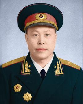 开国少将和现役上将区别，开国少将与现役上将，历史与现代的军事领袖差异