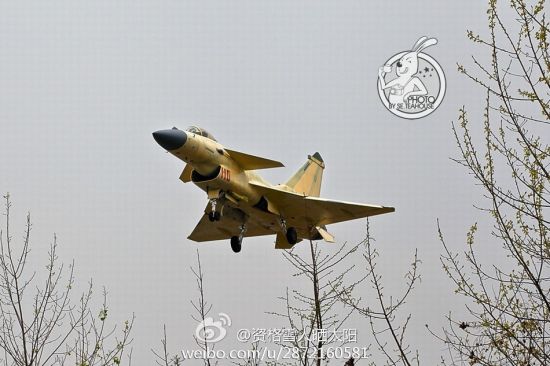 歼-10飞行手册概述及重要性解析，歼-10飞行手册概览与重要性解析
