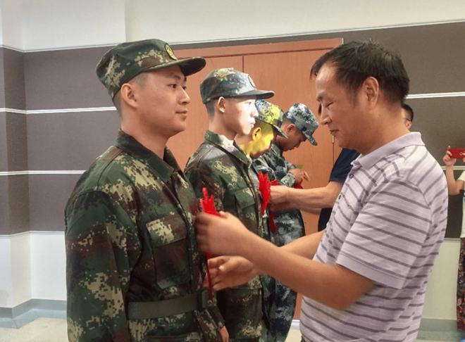 近视眼能否去当兵？全面解读征兵视力标准与应对策略，近视眼患者能否参军？全面解读征兵视力标准与应对方案