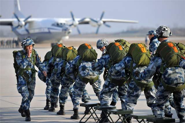 揭秘空降兵第十五军的成立时间及其历史沿革，揭秘空降兵第十五军的成立历程与历史沿革