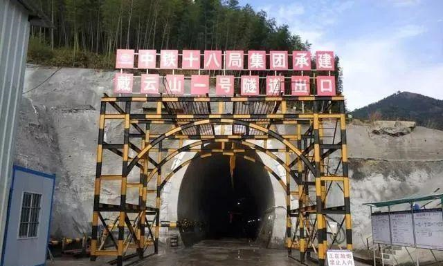 泉州站、泉州东站与泉州南站，探索与解析，泉州三大站点解析，泉州站、泉州东站与泉州南站探索