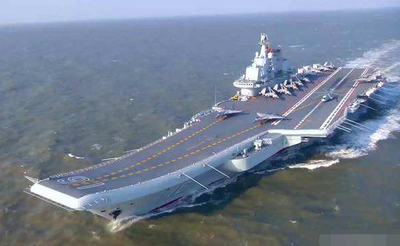 山东号航空母舰舰长揭秘，谁掌舵中国海军的骄傲？，山东号航空母舰舰长揭秘，掌舵中国海军骄傲的人物是谁？