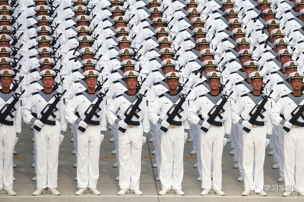 中国阅兵海军方队，展现力量与荣耀，中国阅兵海军方队，力量与荣耀的展现