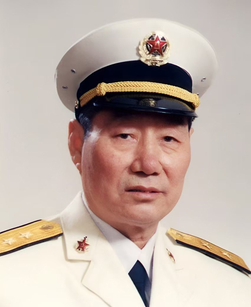 海军司令员马龙，领航新时代的海军力量，马龙领航，新时代海军力量的崛起
