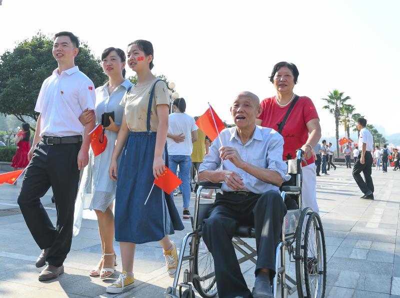 国庆大阅兵直播，回顾与展望——2022年的壮丽瞬间，2022年国庆大阅兵直播，回顾辉煌瞬间，展望美好未来