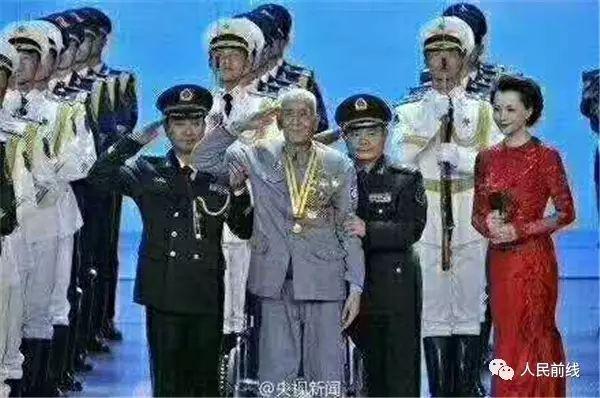 三军仪仗队上春晚