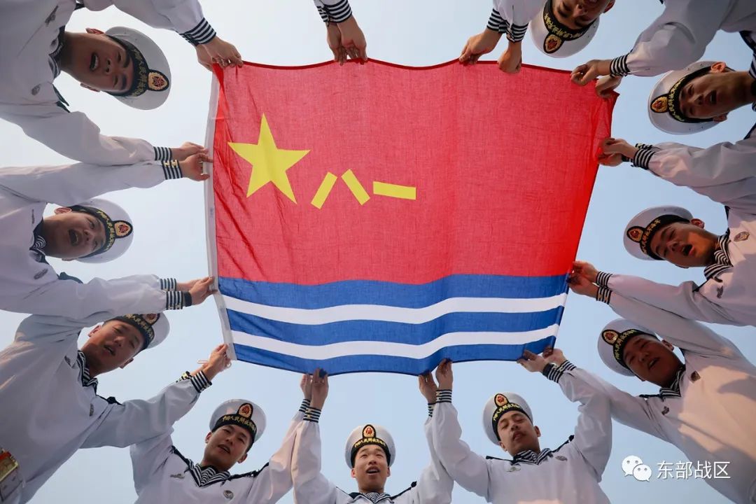 致敬中国海军，深深的祝福与崇高的敬意，致敬中国海军，深深的祝福与崇高的敬意