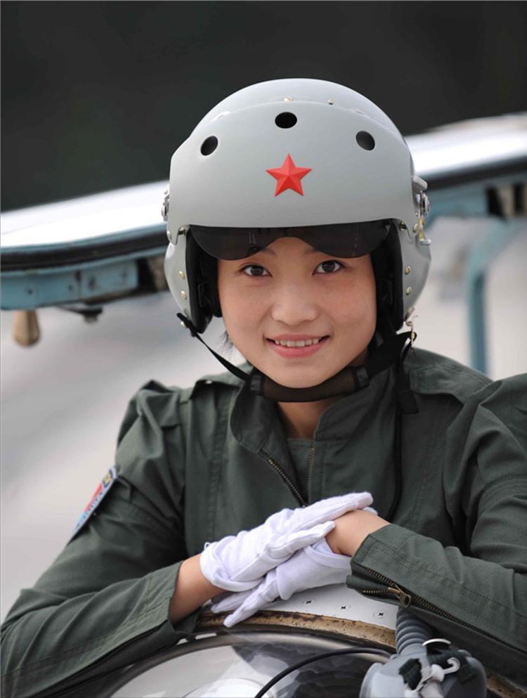 歼10战斗机在中国，卓越性能与空中力量的象征，歼10战斗机，中国空中力量的卓越象征