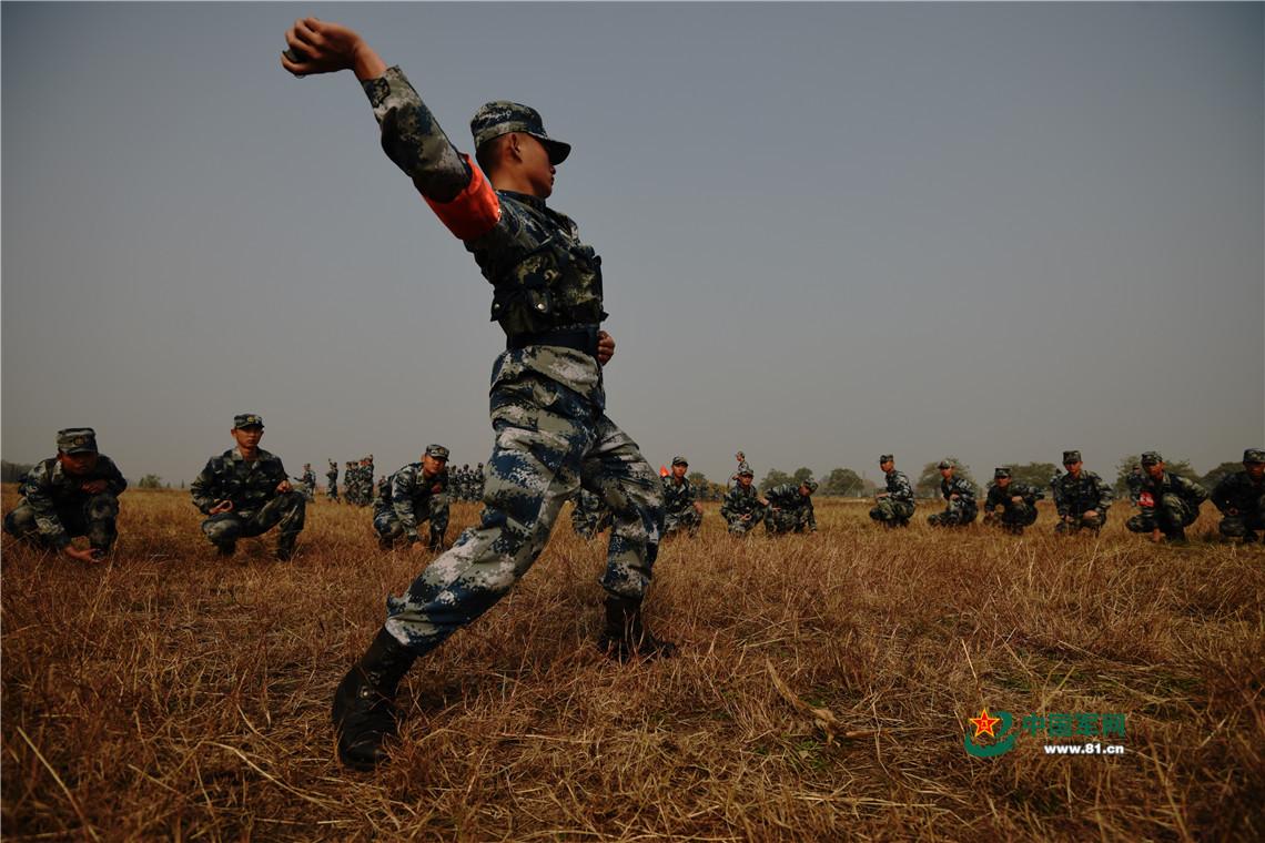 新兵投弹失误会被退伍吗？深度解析军事训练中的失误与处理措施，新兵投弹失误如何处理？深度解析军事训练中的失误及应对策略