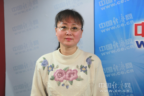 国际观察主持人苏琳