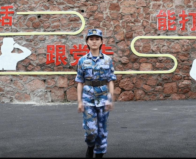中国空军基地军装的独特魅力与重要性，空军力量的象征与骄傲，中国空军基地军装的独特魅力，空军力量的骄傲与象征