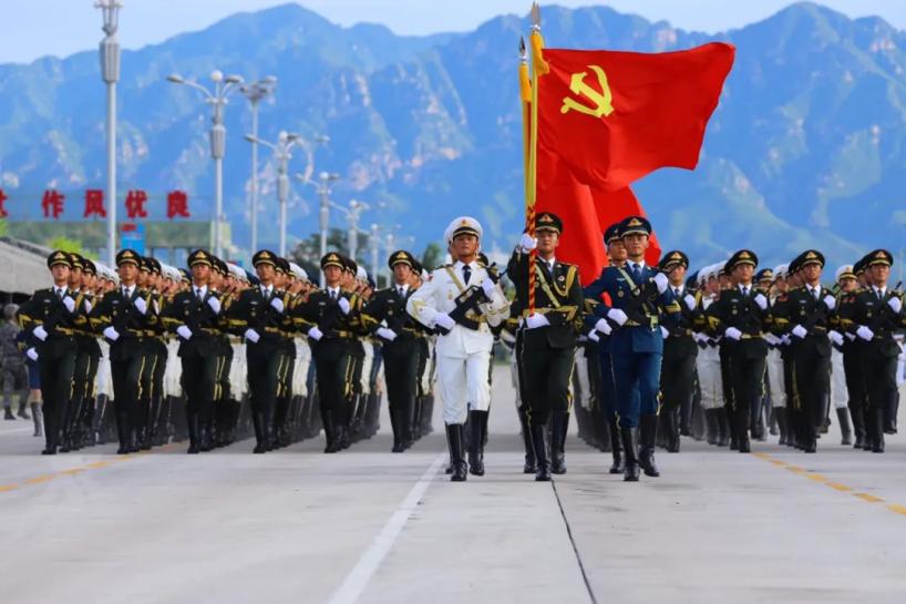 庆祝祖国母亲70周年华诞，回顾与展望——国庆盛典背后的故事与意义，国庆盛典背后的故事与意义，庆祝祖国母亲70周年华诞的回顾与展望