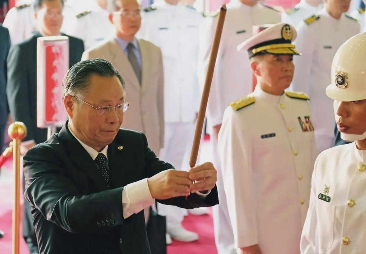 辽宁舰航母编队出海，展现中国海军力量，辽宁舰航母编队出海，彰显中国海军强大力量