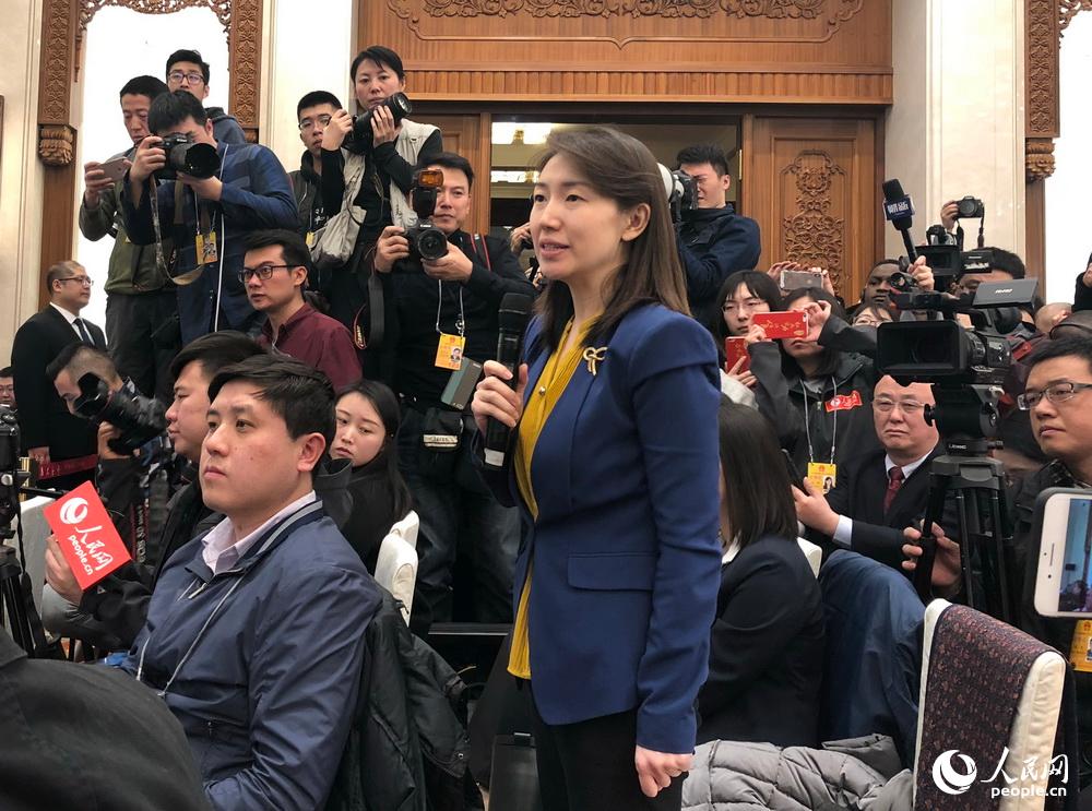 凤凰网新闻记者付裕佳，揭秘记者的性别与职业生涯，凤凰网记者付裕佳揭秘，性别与职业生涯的记者之路