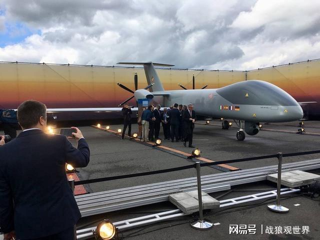 全球鹰无人机的重量是多少吨？深度解析与探讨，全球鹰无人机的重量揭秘，深度解析与探讨
