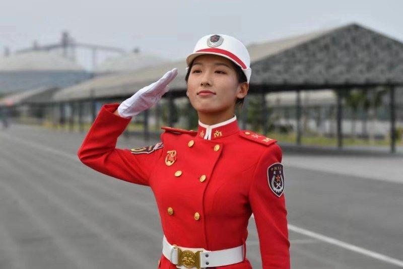 阅兵方阵视频完整版，回顾历史，展望未来，阅兵方阵回顾历史，展望未来，完整版视频震撼呈现