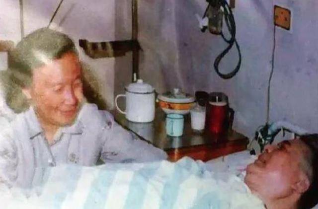 邓稼先妻子许鹿希简介——一位伟大的女性与她的传奇人生，邓稼先妻子许鹿希，伟大女性与传奇人生的简介