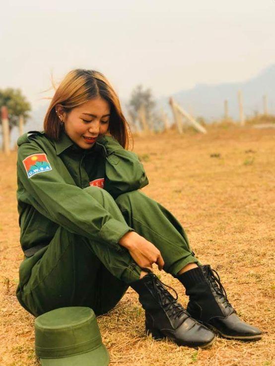 佤邦女兵跳舞视频，展现力量与柔美的独特魅力，佤邦女兵舞蹈，力量与柔美的独特魅力展示