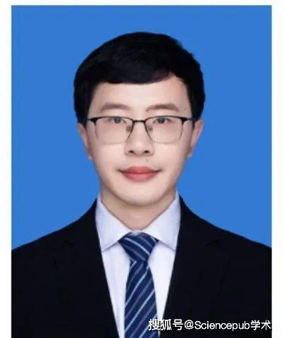 三军仪仗队薛鹏，荣耀与责任并存，三军仪仗队薛鹏，荣耀与责任的交响乐章