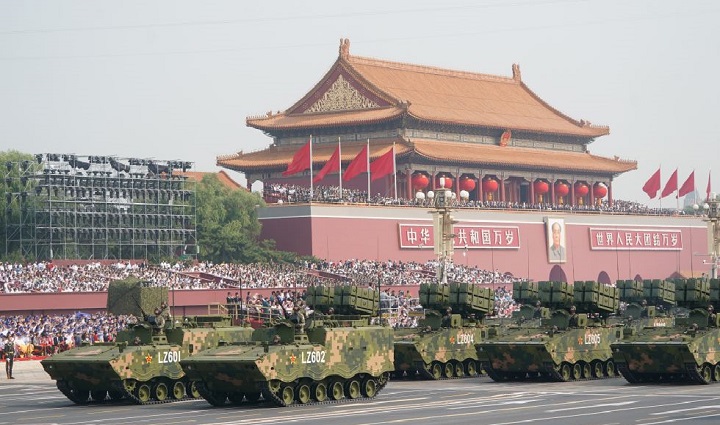 阅兵是为了展示什么，阅兵大典，展示国家力量与荣耀的瞬间