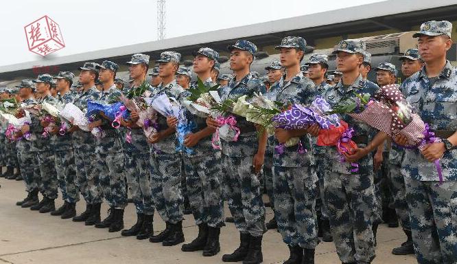 空降兵迷彩服，深入解析与SEO优化策略，空降兵迷彩服深度解析与SEO优化攻略