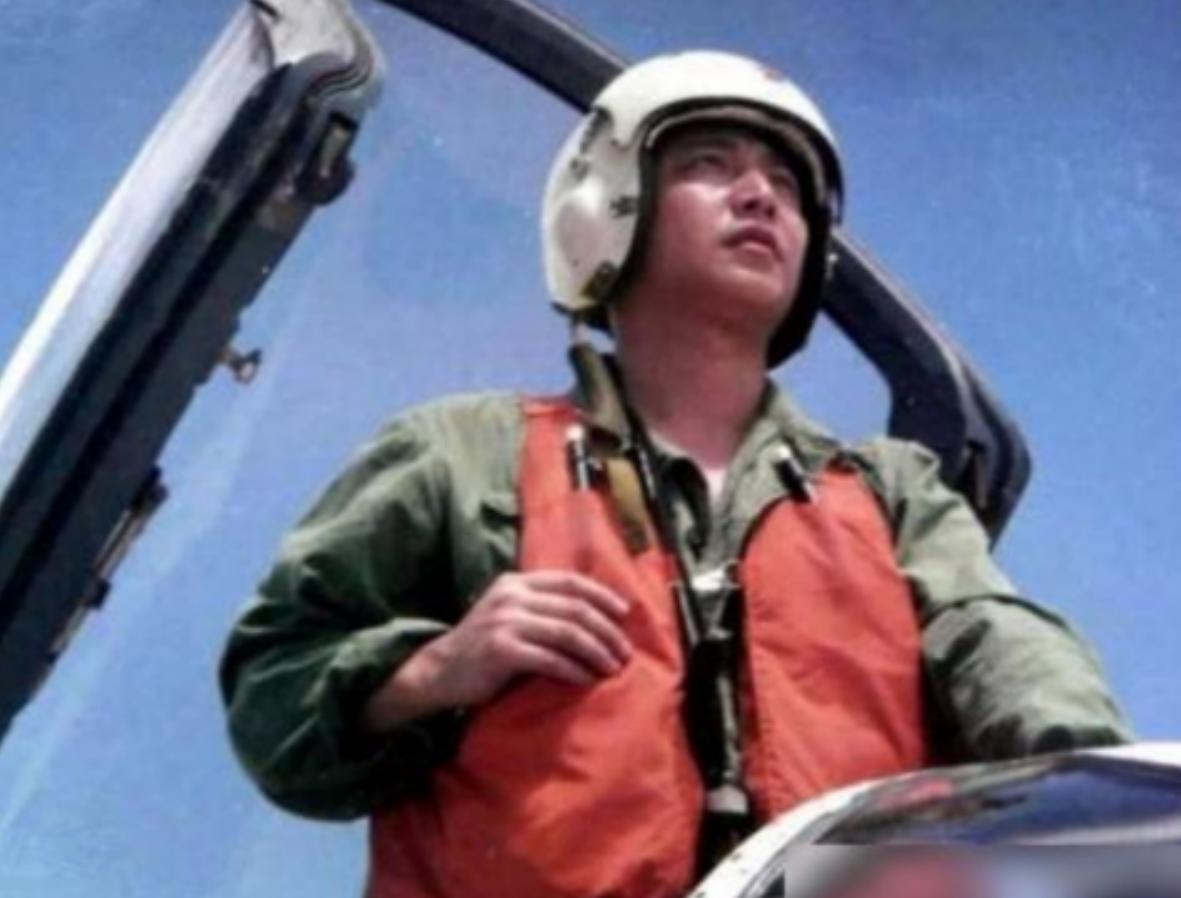 美国测试歼8评论，深度探讨其性能、影响与前景，美国测试歼8深度解析，性能、影响与未来展望