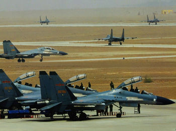 中国空军先进战机数量概览，中国空军先进战机数量概览，揭秘强大战斗力之源