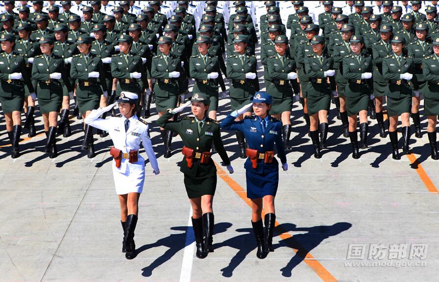 中国女兵阅兵仪式图片，荣耀与力量的展现，中国女兵阅兵仪式图片，荣耀与力量的璀璨展现