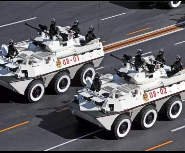 2019阅兵装甲车方队，展现国防力量的坚实后盾，国防坚实后盾，2019阅兵装甲车方队展示