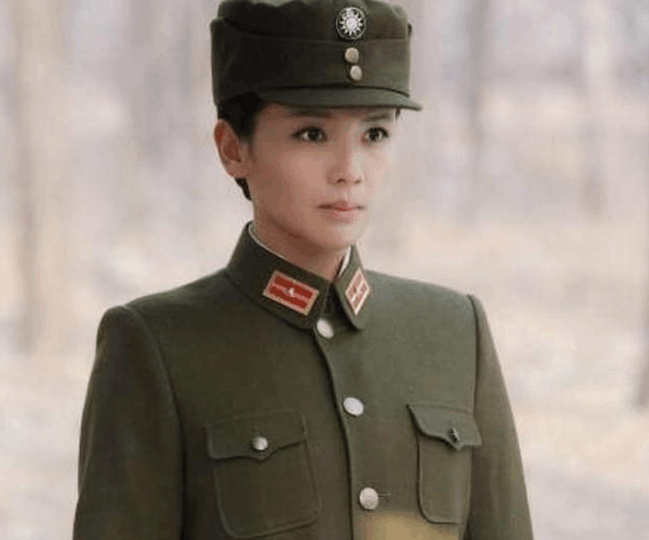 探索历史之美，55式女军服高清照片，探索历史之美，珍贵女军服高清照片展示