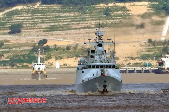 中国056型护卫舰，深V长桥楼船的设计与优势，中国056型护卫舰，深V长桥楼船的设计优势解析