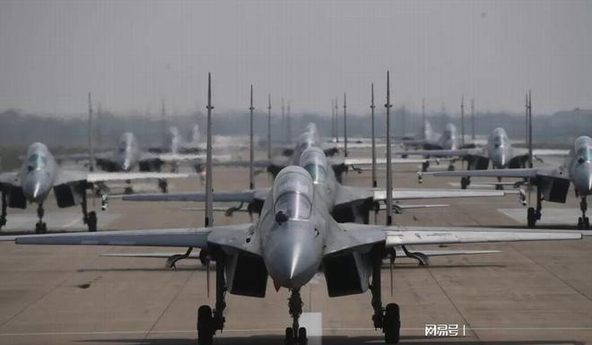 中国现有多少架歼-26，探讨中国空军现代化进程的重要一环，中国空军现代化进程的关键一环，歼-26战机数量揭秘