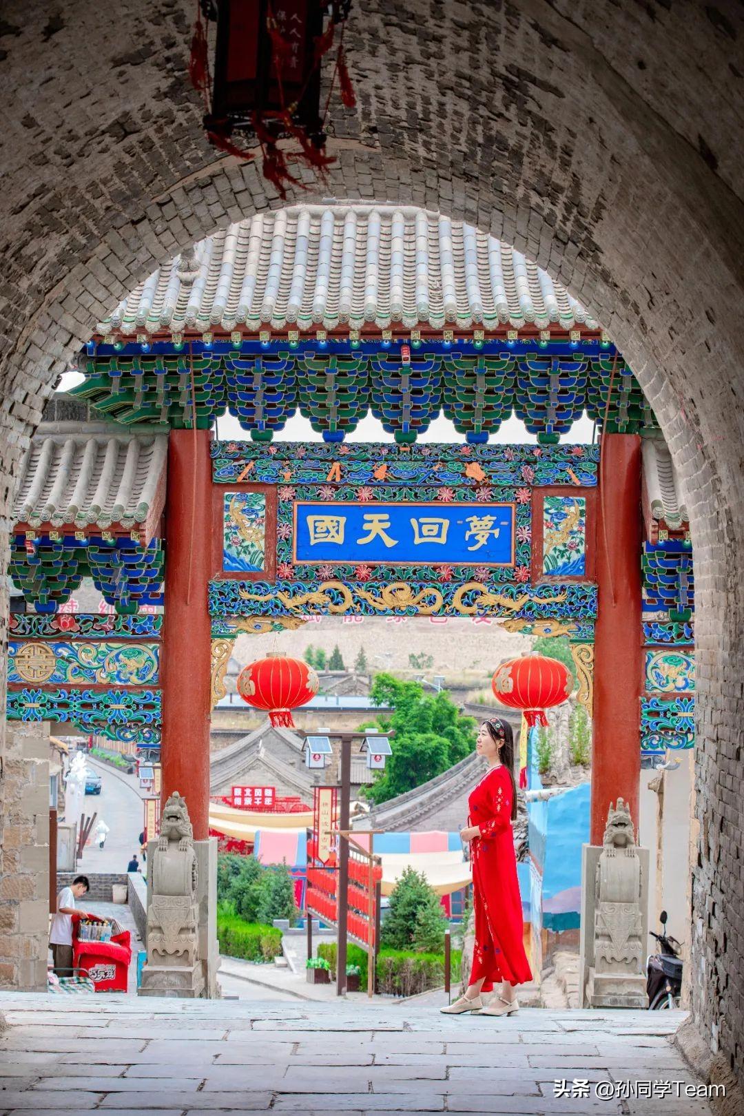 印度光辉战机与中国歼-15战斗机的性能比较，深度解析两者的优劣，印度光辉战机与歼-15战斗机性能深度对比，优劣解析