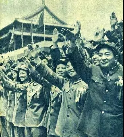 中国人民志愿军服装，历史、特点与现代价值，中国人民志愿军服装，历史特点与现代价值探究