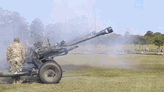 探索最轻的105mm榴弹炮，性能与特点解析，最轻105mm榴弹炮深度解析，性能与特色探究