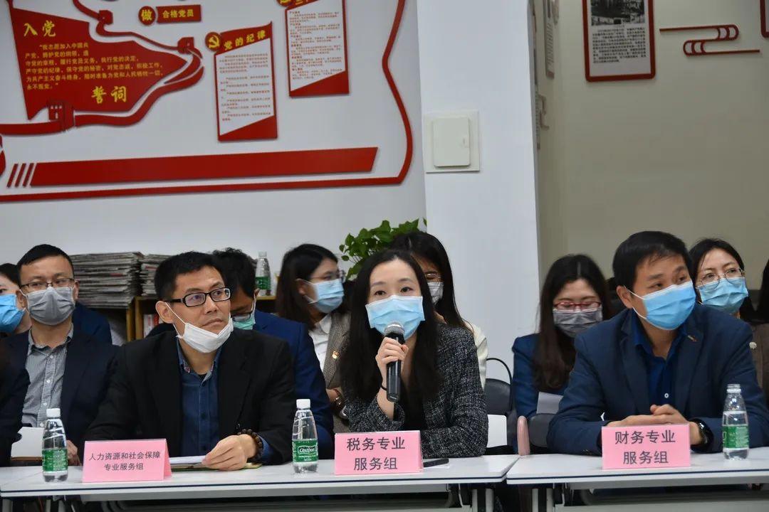 新闻摘抄，疫情下的全球动态与应对策略，疫情下的全球动态及应对策略新闻摘要