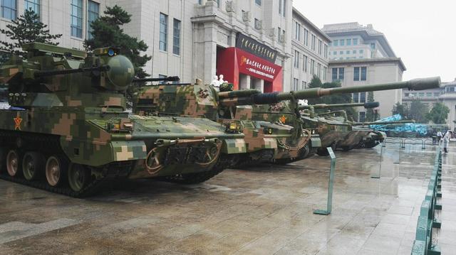 中国陆军武器，展现强大的国防实力与现代化步伐，中国陆军武器展示国防实力与现代化进展