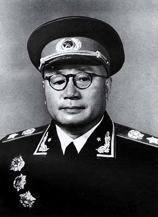 上将中谁最会打仗，历史名将的军事智慧与战略眼光，历史名将的军事智慧与战略眼光，谁是最会打仗的上将？