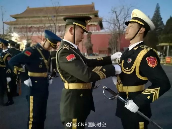 解放军仪仗队图片高清，展现风采与荣耀的瞬间，解放军仪仗队高清图片展示，荣耀瞬间的风采与力量