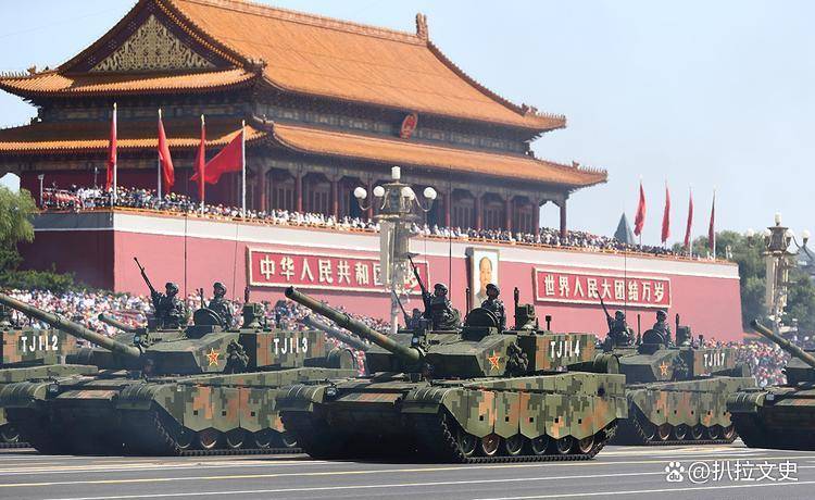我国二零一五年九月三日胜利日大阅兵，回顾与解析，中国胜利日大阅兵回顾与深度解析，二零一五年九月三日阅兵全景观察
