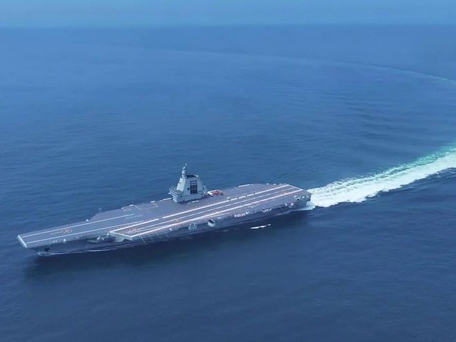 福特号航空母舰遥控船，探索未来的海上霸主，福特号航空母舰遥控船，未来海上霸主探索之旅