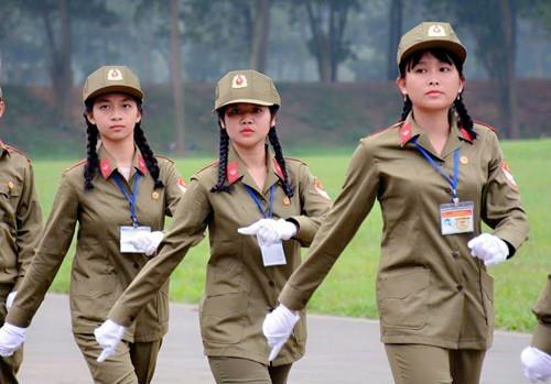 中国女兵被越南活抓，事实真相与误解澄清，中国女兵被越南活抓，真相与误解揭秘