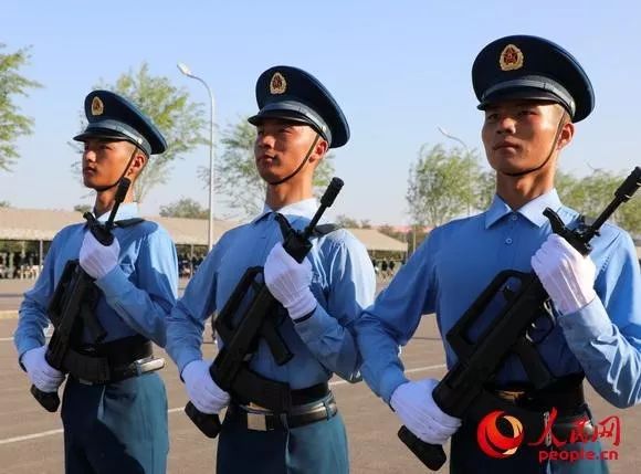 七十周年阅兵空军方队介绍，荣耀与力量的展现，七十周年阅兵空军方队，荣耀与力量的天空之舞